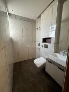 Bathroom Image of 1800 Sq.ft 3 BHK Apartment / Flat for sale in CRD Golden Castle, Dyalpur Mohali for Rs. 10500000