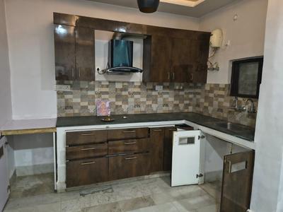Kitchen Image of 1500 Sq.ft 1 BHK Builder Floor for rent in  Ravindra Vihar, Indira Nagar Lucknow for Rs. 15000
