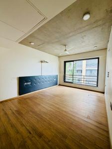Bedroom Image of 5000 Sq.ft 5 BHK Apartment / Flat for rent in Zaveri Amara, Bodakdev Ahmedabad for Rs. 280000