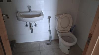 Image of 1725 Sq.ft 3 BHK Apartment / Flat for rent in DLF Express Greens, Manesar, Gurgaon for Rs. 28000