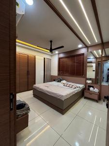 Bedroom Image of 1800 Sq.ft 3 BHK Apartment / Flat for rent in Sopan Elegance, Yogi Nagar Rajkot for Rs. 40000