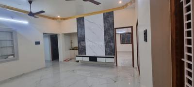 Bedroom Image of 1600 Sq.ft 2 BHK Independent House for rent in Gopalapuram Coimbatore for Rs. 27000