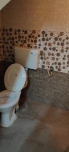 Bathroom Image of 800 Sq.ft 1 BHK Independent House for rent in Santhapet Chittoor for Rs. 5000