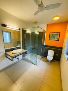 Bathroom Image of 2500 Sq.ft 3 BHK Apartment / Flat for rent in Amaya 78 at Gokuldham, Shantipura Ahmedabad for Rs. 90000