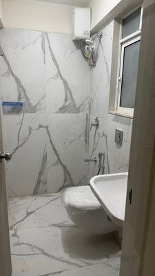 Bathroom Image of 551 Sq.ft 1 BHK Apartment / Flat for rent in Swastik Platinum, Vikhroli East Mumbai for Rs. 40000