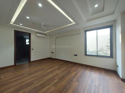 Bedroom Image of 4950 Sq.ft 5 BHK Builder Floor for sale in Punjabi Bagh New Delhi for Rs. 130000000