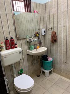 Bathroom Image of 900 Sq.ft 2 BHK Apartment / Flat for sale in Aya Nagar New Delhi for Rs. 3800000