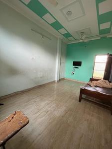 Bedroom Image of 1000 Sq.ft 1.5 BHK Builder Floor for rent in Villa Alpha 2, Alpha II Greater Noida for Rs. 18000