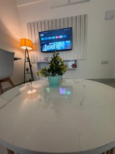 Hall Image of 650 Sq.ft 1 BHK Apartment / Flat for rent in Indira Nagar Bengaluru for Rs. 45000