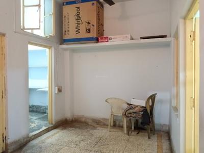Living Room Image of 800 Sq.ft 2 BHK Builder Floor for rent in Tollygunge Kolkata for Rs. 11800