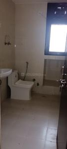 Bathroom Image of 1750 Sq.ft 3.5 BHK Apartment / Flat for sale in Purvanchal Kailash Dham, Sector 50 Noida for Rs. 23500000