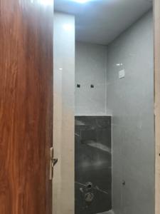 Common Bathroom Image of 950 Sq.ft 2 BHK Apartment / Flat for sale in Vyam Metro Apartments, Noida Extension Greater Noida for Rs. 4199999