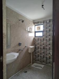 Common Bathroom Image of 1295 Sq.ft 3 BHK Apartment / Flat for sale in CGEWHO Kendriya Vihar, Phi II Greater Noida for Rs. 16000000