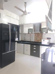 Kitchen Image of 3200 Sq.ft 4 BHK Apartment / Flat for sale in BREDCO Viceroy Park, Kandivali East Mumbai for Rs. 110000000