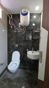 Bathroom Image of 400 Sq.ft 1 BHK Apartment / Flat for rent in Pitampura New Delhi for Rs. 20200