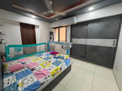 Bedroom Image of 1450 Sq.ft 3 BHK Apartment / Flat for sale in Avirat Silver Brook, Shilaj Ahmedabad for Rs. 9100000