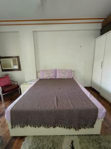 Bedroom Image of 2520 Sq.ft 4 BHK Apartment / Flat for sale in Bodakdev Ahmedabad for Rs. 18000000