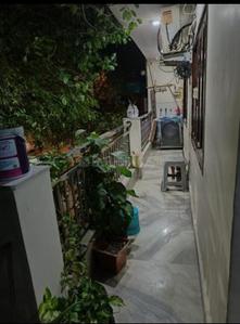Balcony Image of 1000 Sq.ft 4 BHK Builder Floor for sale in Sector 16 Rohini New Delhi for Rs. 12500000