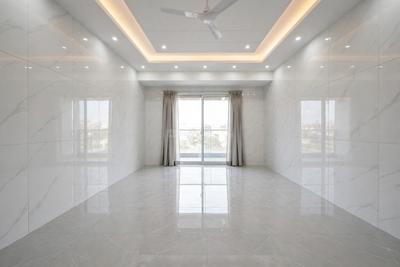 Hall Image of 1000 Sq.ft 3 BHK Apartment / Flat for sale in Colonelganj Kanpur for Rs. 6000000