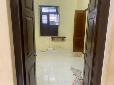 Hall Image of 800 Sq.ft 2 BHK Builder Floor for rent in Halasuru Bengaluru for Rs. 36000