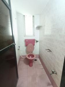 Bathroom Image of 580 Sq.ft 1 BHK Apartment / Flat for rent in Dahisar West Mumbai for Rs. 28500