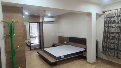 Bedroom Image of 4000 Sq.ft 4.5 BHK Independent House for rent in Chembur Mumbai for Rs. 250000