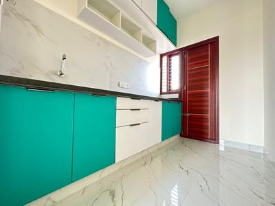 Kitchen Image of 650 Sq.ft 1 BHK Apartment / Flat for rent in Indira Nagar Bengaluru for Rs. 32000