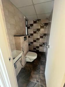 Bathroom Image of 900 Sq.ft 2 BHK Apartment / Flat for sale in Mahindra Happinest Tathawade, Tathawade Pune for Rs. 7500000