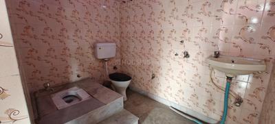 Bathroom Image of 600 Sq.ft 1 BHK Apartment / Flat for sale in Behala Chowrasta Kolkata for Rs. 1600000