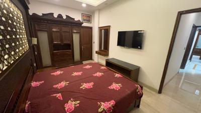 Bedroom Image of 3078 Sq.ft 3.5 BHK Independent House for rent in Sector 10A Gurgaon for Rs. 100000