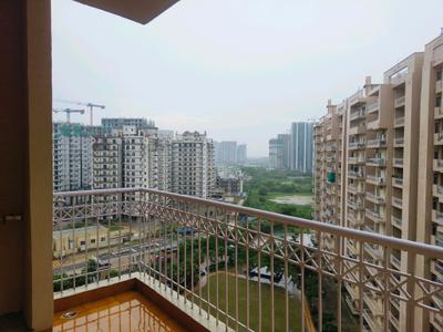 Bedroom Two Image of 2900 Sq.ft 3 BHK Apartment / Flat for sale in Tashee Capital Gateway, Sector 111 Gurgaon for Rs. 30000000