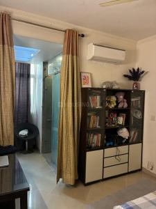 Hall Image of 2250 Sq.ft 4 BHK Apartment / Flat for sale in Parsvnath Prestige, Sector 93A Noida for Rs. 34500000