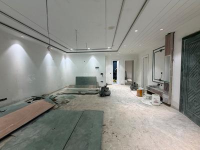Living Room Image of 2077 Sq.ft 4 BHK Builder Floor for sale in Model Town New Delhi for Rs. 36000000