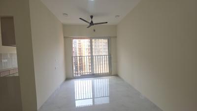 Living Room Image of 679 Sq.ft 2 BHK Apartment / Flat for rent in Swastik Platinum, Vikhroli East Mumbai for Rs. 56499