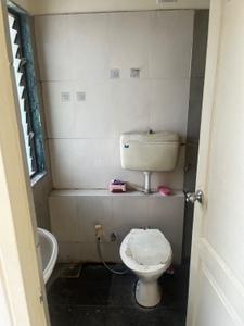 Image of 1380 Sq.ft 2 BHK Apartment / Flat for rent in Motera, Ahmedabad for Rs. 24000