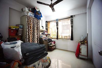 Bedroom Image of 945 Sq.ft 2 BHK Apartment / Flat for sale in Suryam Elegance, Vastral Ahmedabad for Rs. 3400000