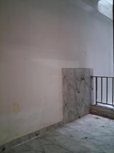 Living Room Image of 1050 Sq.ft 2 BHK Apartment / Flat for sale in Sector 73 Noida for Rs. 3800000