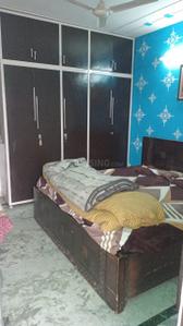 Bedroom Image of 900 Sq.ft 2 BHK Builder Floor for sale in Mayur Vihar Phase 1 New Delhi for Rs. 8500000