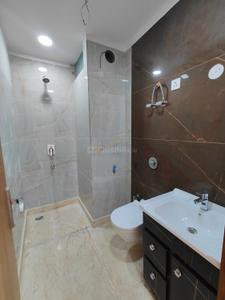 Bathroom Image of 950 Sq.ft 3 BHK Builder Floor for sale in Shalimar Bagh New Delhi for Rs. 18200000