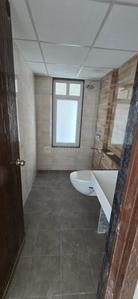 Bathroom Image of 1425 Sq.ft 2.5 BHK Apartment / Flat for sale in Goel Ganga Legend Building A1, Bavdhan Pune for Rs. 17500000