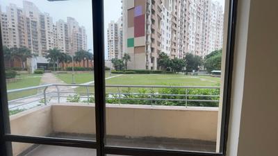 Balcony Image of 1250 Sq.ft 2 BHK Apartment / Flat for rent in Unitech Fresco, Sector 50 Gurgaon for Rs. 47500