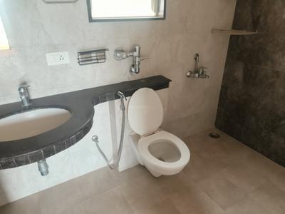 Image of 950 Sq.ft 2 BHK Apartment / Flat for sale in Nyati Evita, Lohegaon, Pune for Rs. 7600000