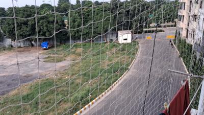Image of 300 Sq.ft 1 RK Independent House for rent in DLF Phase 3, Gurgaon for Rs. 16500