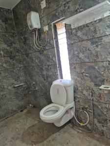 Bathroom Image of 2025 Sq.ft 3 BHK Independent House for rent in Narayan Lila Nilkanth Villa, Chandkheda Ahmedabad for Rs. 35000