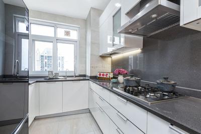Kitchen Image of 3200 Sq.ft 4 BHK Apartment / Flat for rent in Pratham Buildcon Surat Pratham Ganesa, Adajan Gam Surat for Rs. 50000