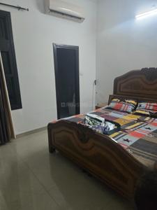 Bedroom Image of 2500 Sq.ft 2 BHK Builder Floor for rent in Ranjit Avenue Amritsar for Rs. 22000
