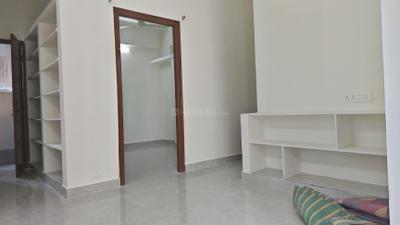 Living Room Image of 680 Sq.ft 1 BHK Apartment / Flat for rent in Kondapur Hyderabad for Rs. 16500