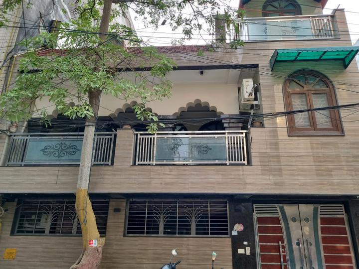Uttam nagar west Building View 1