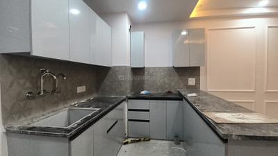 Kitchen Image of 1000 Sq.ft 3 BHK Builder Floor for sale in Mayur Vihar Phase 1 New Delhi for Rs. 8000000
