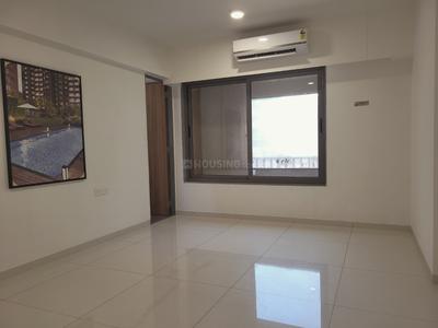 Bedroom Image of 2164 Sq.ft 3 BHK Apartment / Flat for sale in Adani Embrace, Vaishno Devi Circle Ahmedabad for Rs. 18000000